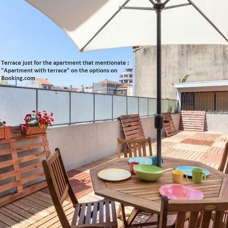 Sendme2Portugal: Santa Catarina Apartment Porto Luaran gambar