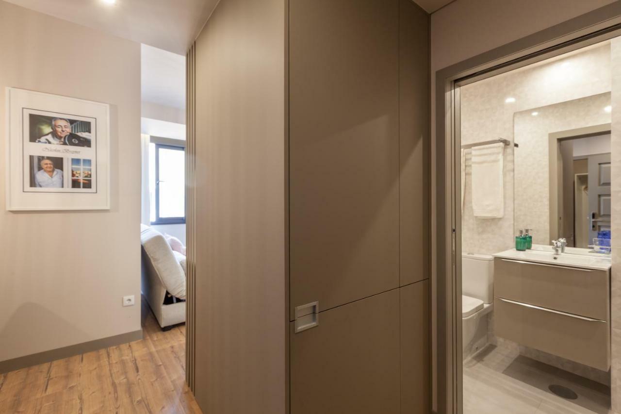 Sendme2Portugal: Santa Catarina Apartment Porto Luaran gambar