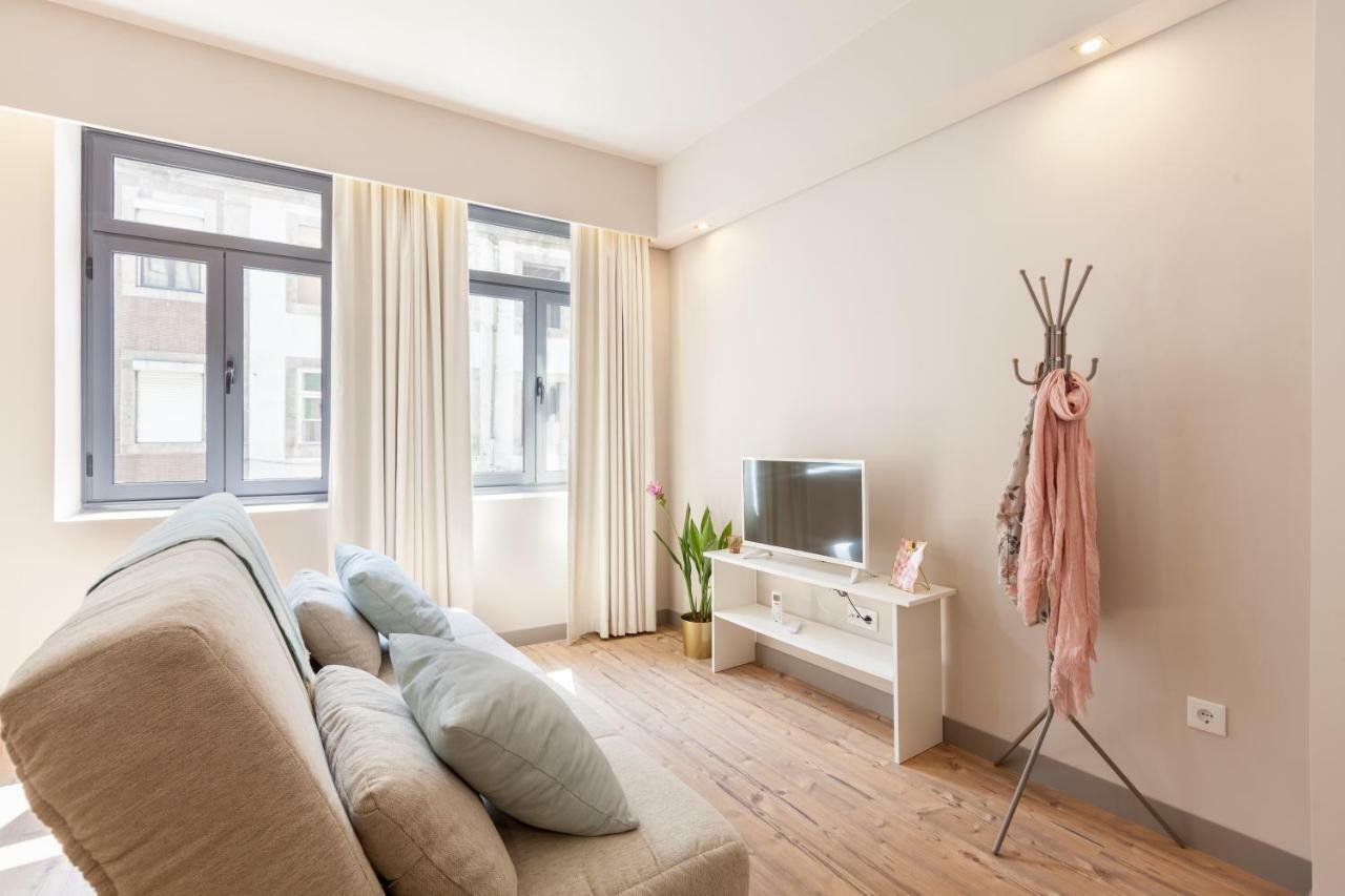 Sendme2Portugal: Santa Catarina Apartment Porto Luaran gambar
