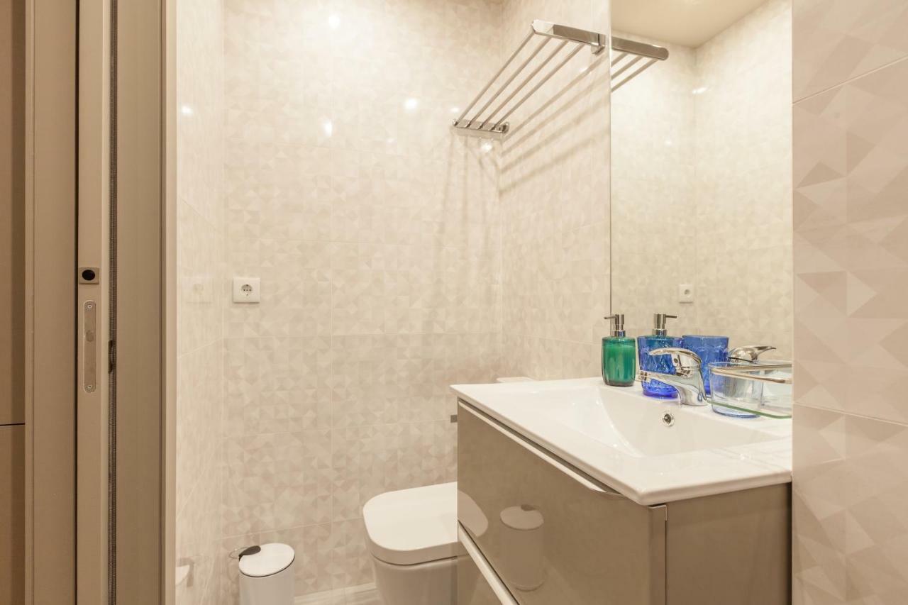 Sendme2Portugal: Santa Catarina Apartment Porto Luaran gambar
