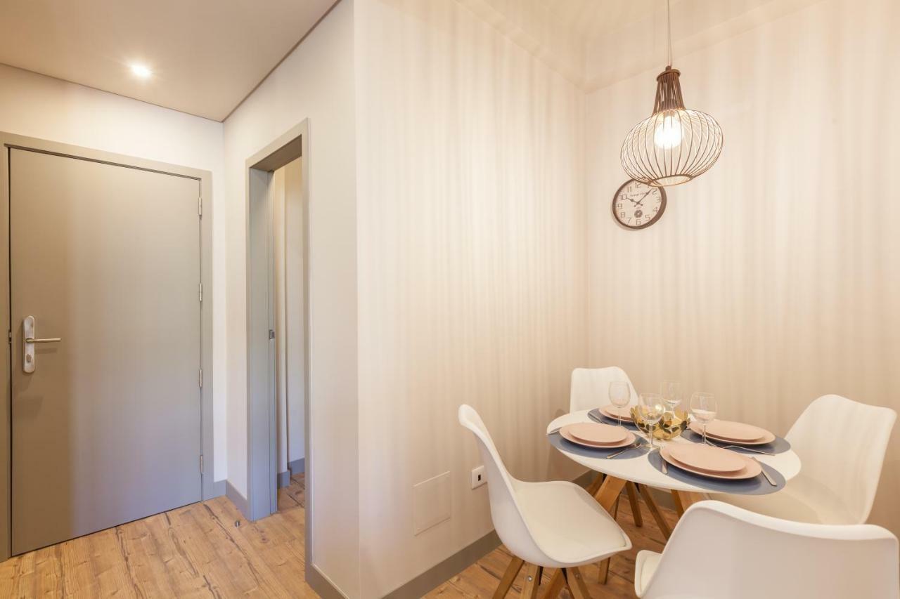 Sendme2Portugal: Santa Catarina Apartment Porto Luaran gambar