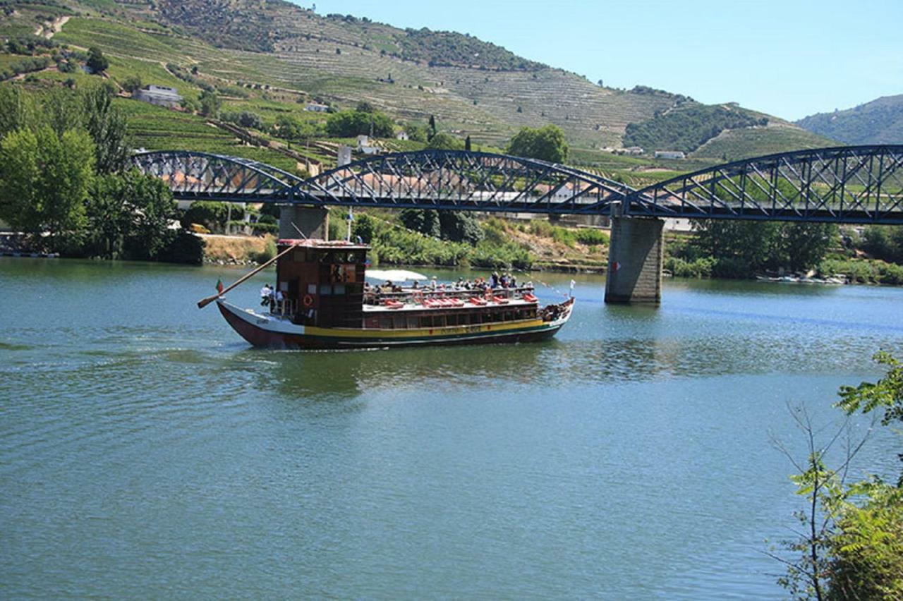 Sendme2Portugal: Santa Catarina Apartment Porto Luaran gambar